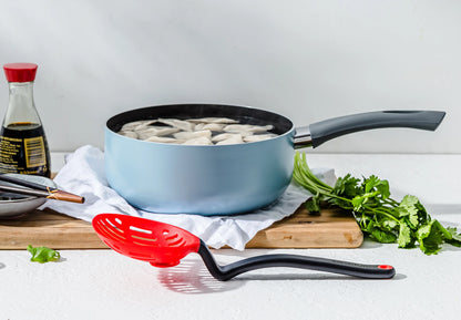 Lestrain